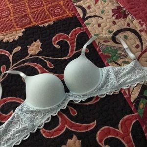 Aeri padded bra